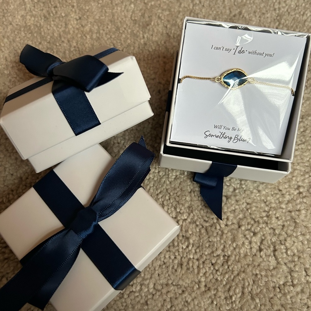 3 Blue Bridesmaid Bracelets New in Gift Boxes